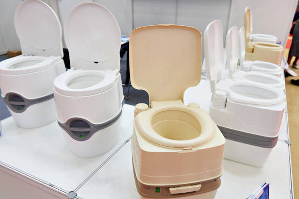 Best Construction Site Portable Toilets  in Iola, WI